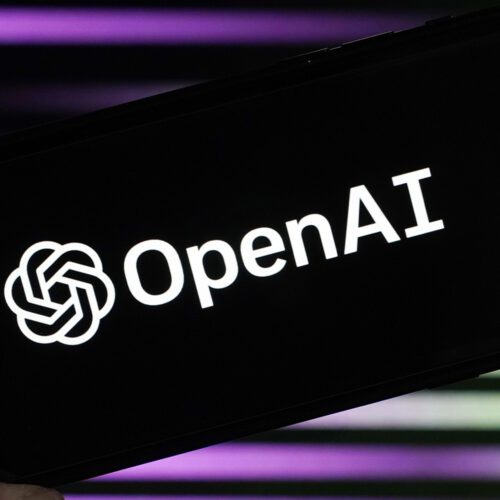 گوشی OpenAI